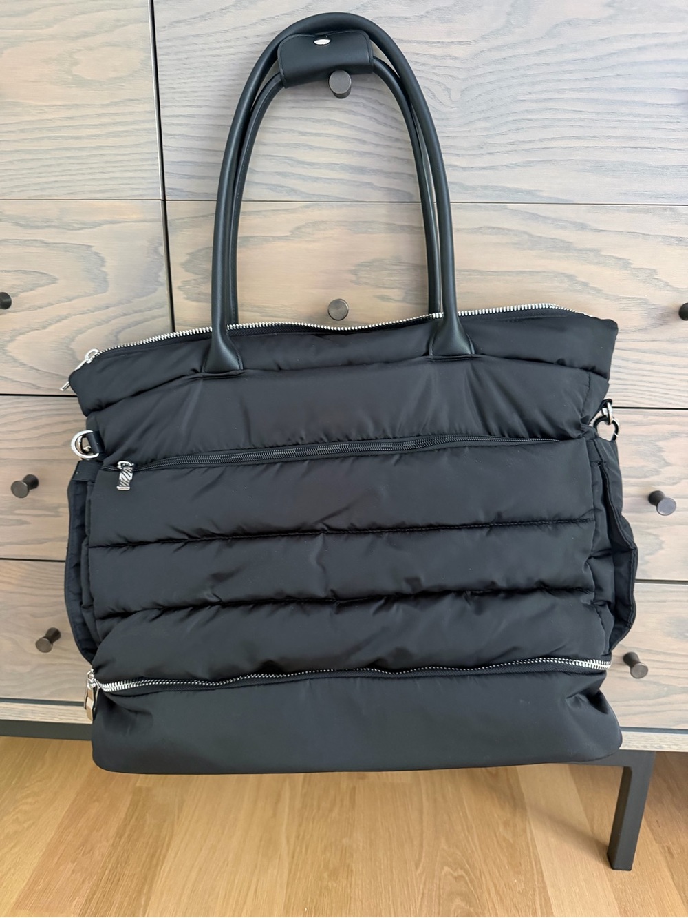The Weekender Bag - Like New